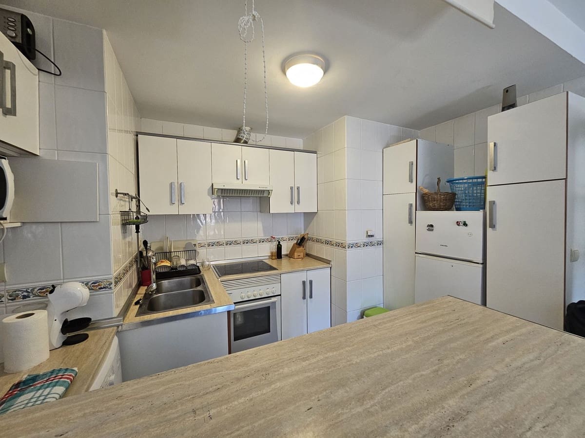 1 bedroom Apartment for sale in San Luis de Sabinillas with pool garage - € 179,000 (Ref: 9107965)