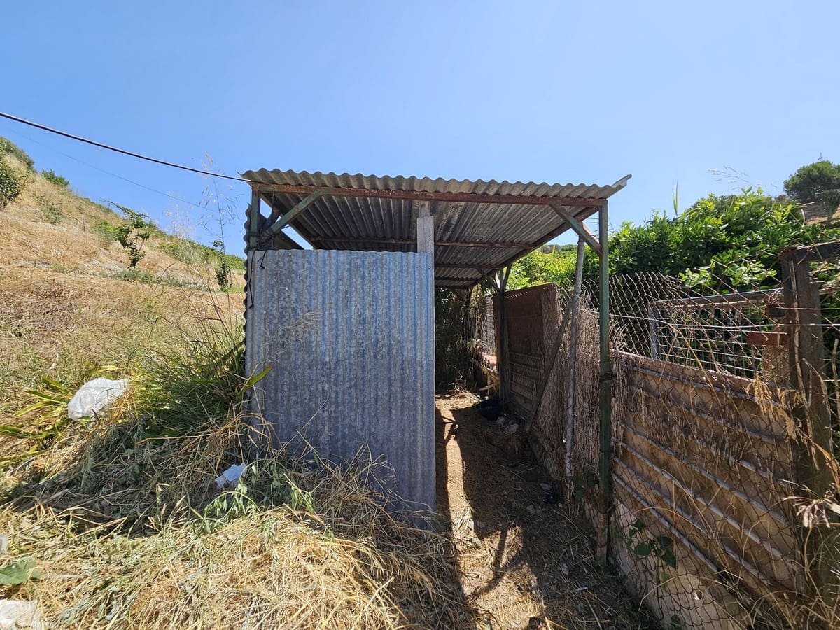 2 bedroom Finca/Country House for sale in Casares with pool - € 459,000 (Ref: 9131773)