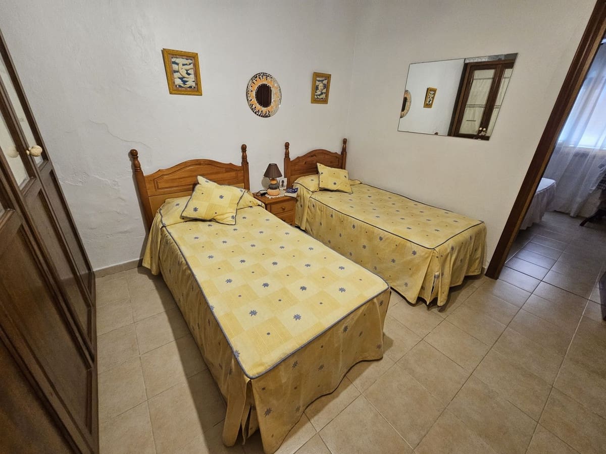 2 bedroom Finca/Country House for sale in Casares with pool - € 459,000 (Ref: 9131773)