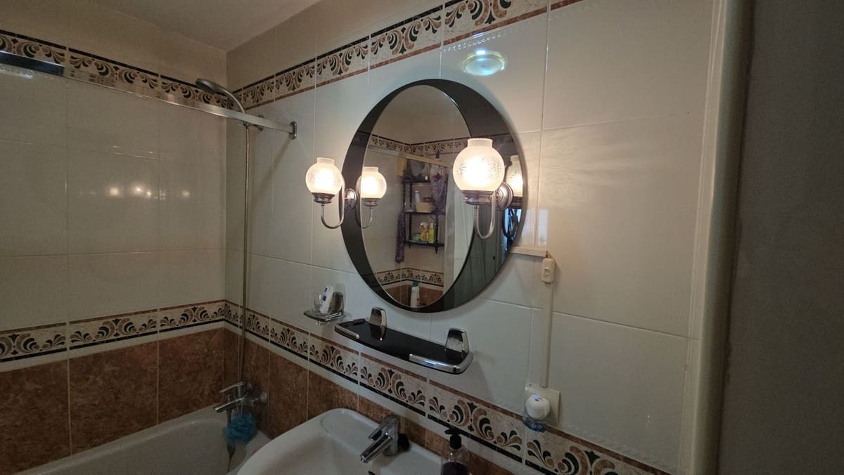 2 bedroom Apartment for sale in San Luis de Sabinillas with pool garage - € 259,000 (Ref: 9144691)