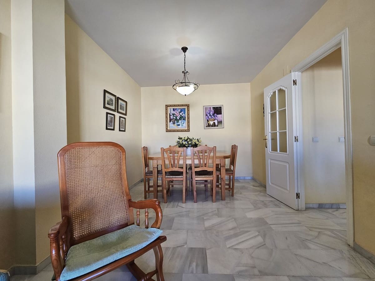 2 bedroom Apartment for sale in San Luis de Sabinillas with pool garage - € 259,000 (Ref: 9144691)