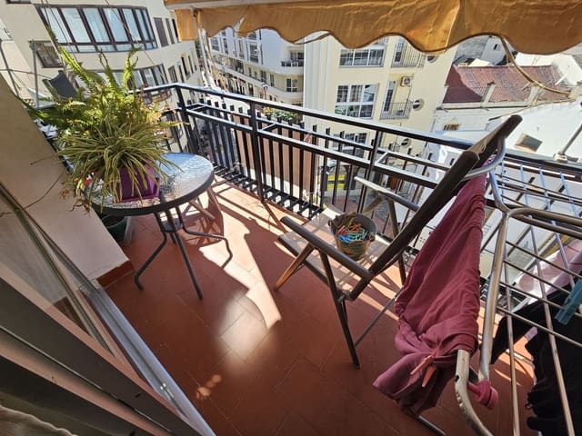 Apartamento de 3 habitaciones en Centro, Estepona en venta - 330.000 € (Ref: 9145121)