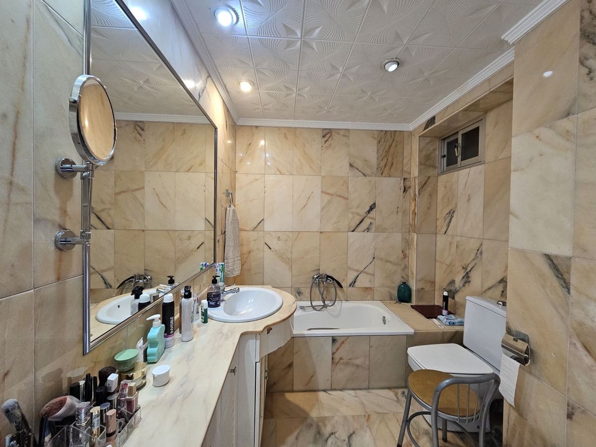 3 soveværelse Lejlighed til salg i Estepona - € 330.000 (Ref: 9145121)