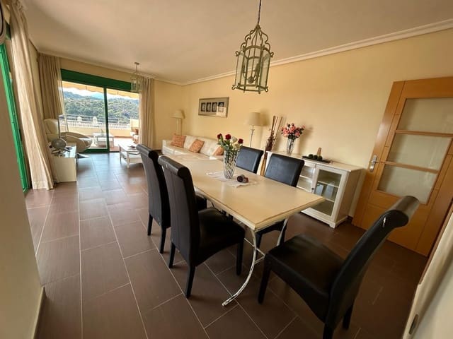 2 Zimmer Apartment zu verkaufen in Estepona mit Pool Garage - 400.000 € (Ref: 9186491)