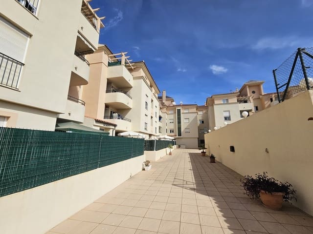 2 bedroom Apartment for sale in San Luis de Sabinillas, Manilva with pool garage - € 199,000 (Ref: 9267637)