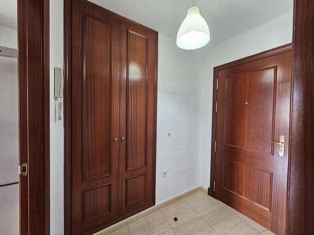 2 bedroom Apartment for sale in San Luis de Sabinillas, Manilva with pool garage - € 199,000 (Ref: 9267637)