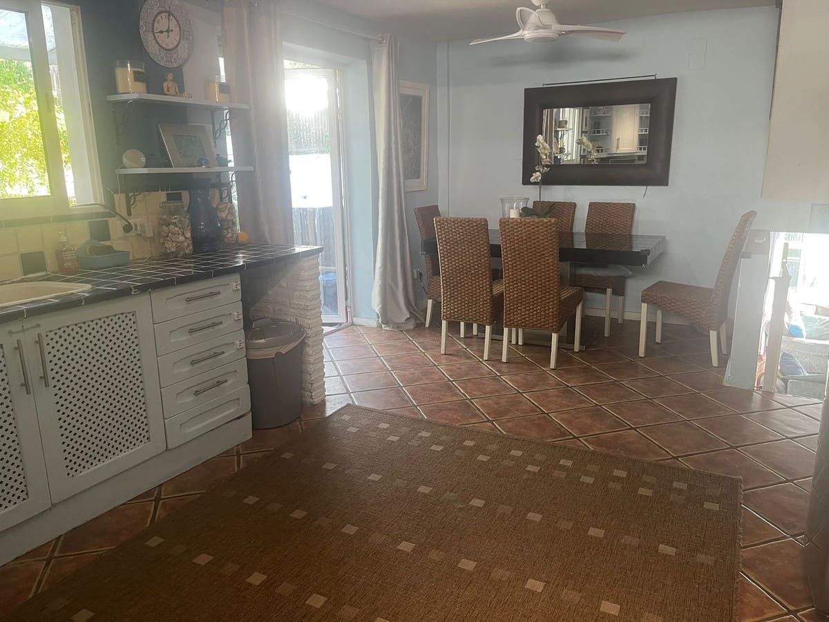 4 sypialnia Dom na sprzedaż w Manilva - 329 000 € (Ref: 9297965)