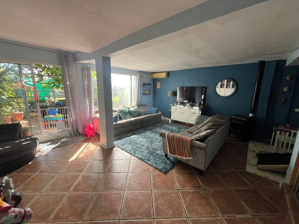 4 sypialnia Dom na sprzedaż w Manilva - 329 000 € (Ref: 9297965)