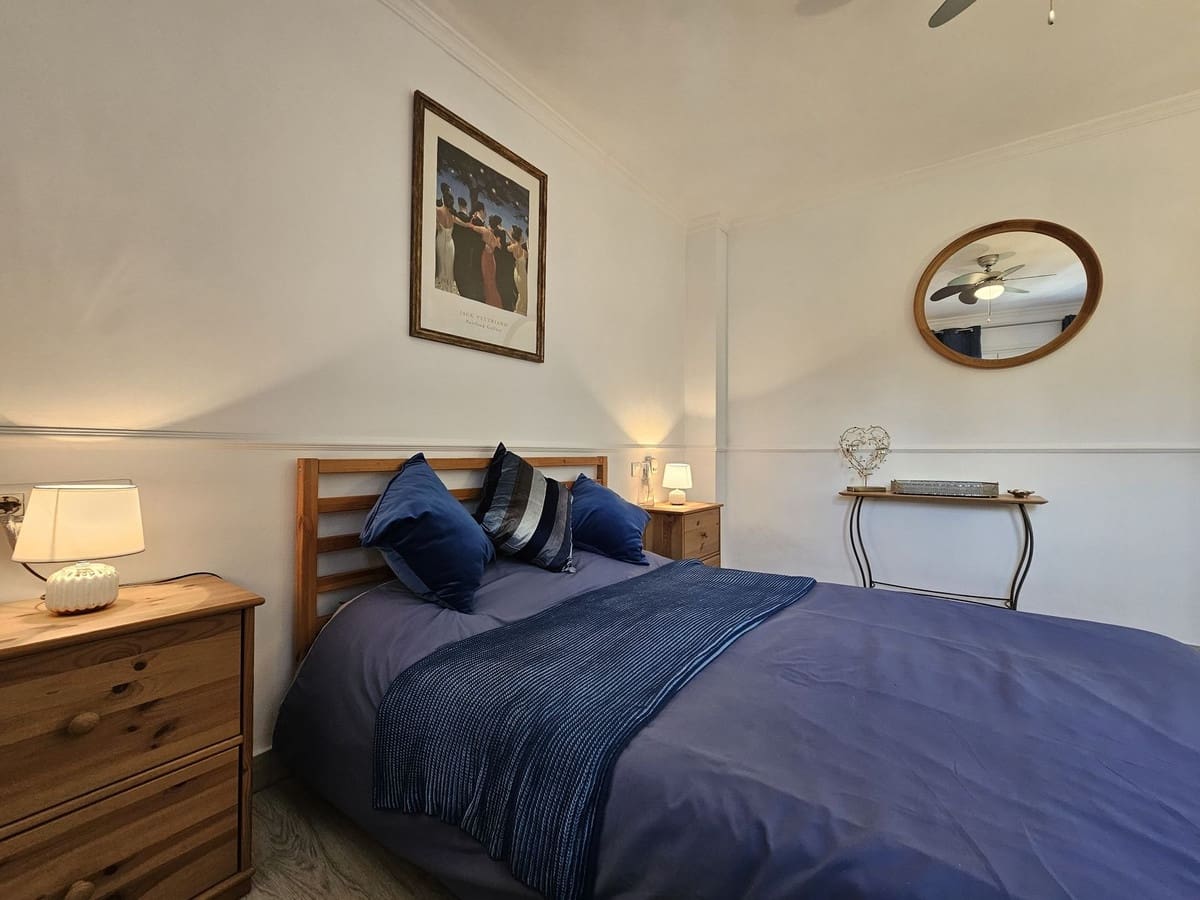 2 soveværelse Penthouse til salg i La Duquesa / Puerto de la Duquesa - € 325.000 (Ref: 9389946)