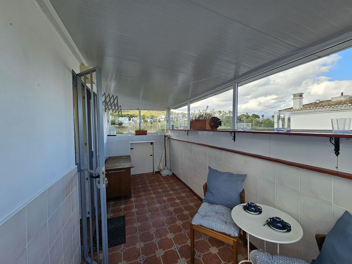 2 chambre Penthouse à vendre à La Duquesa / Puerto de la Duquesa - 325 000 € (Ref: 9389946)