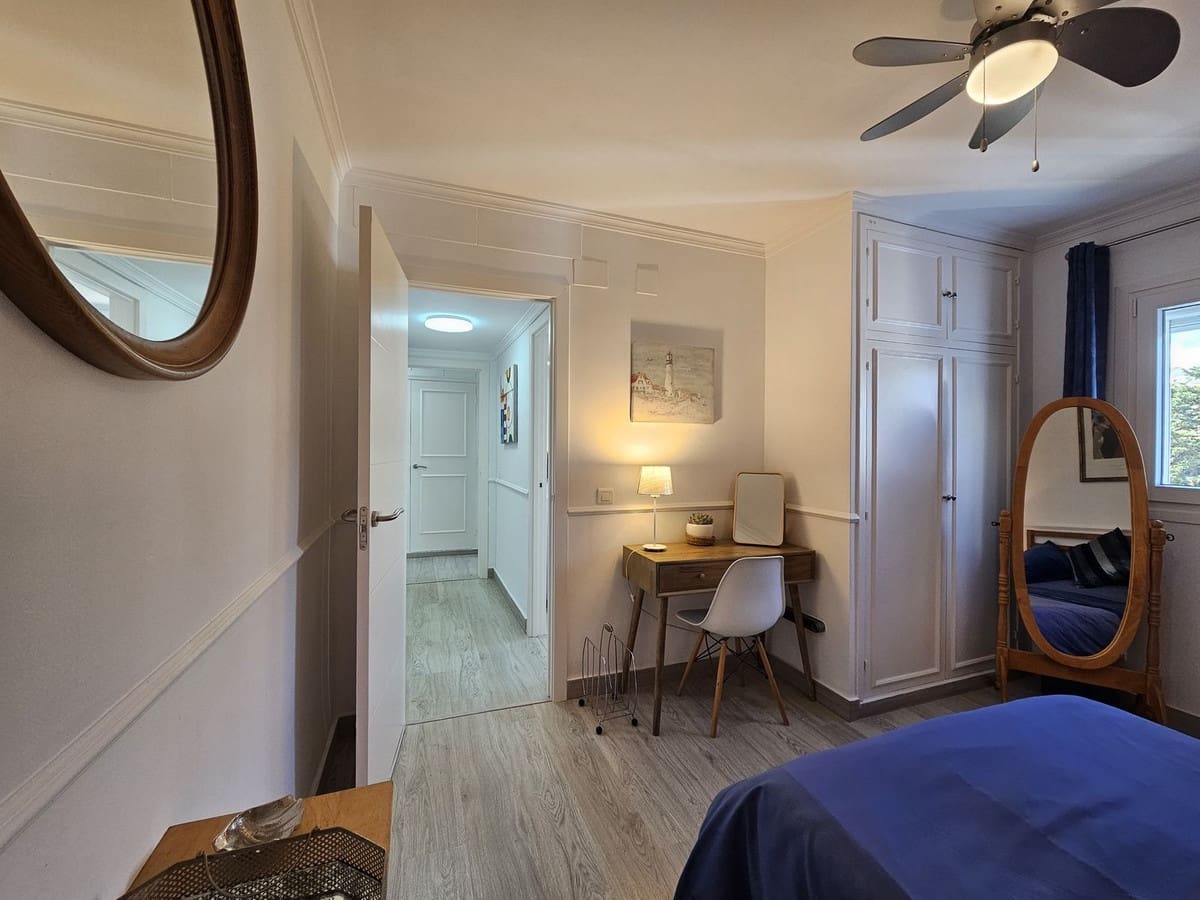 2 bedroom Penthouse for sale in La Duquesa / Puerto de la Duquesa - € 325,000 (Ref: 9389946)