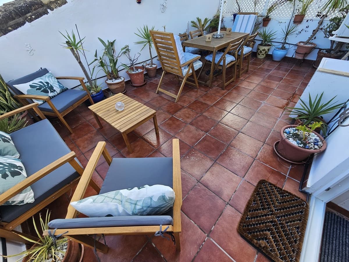 2 bedroom Penthouse for sale in La Duquesa / Puerto de la Duquesa - € 325,000 (Ref: 9389946)