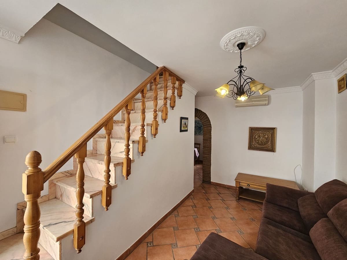 2 bedroom Townhouse for sale in Manilva - € 225,000 (Ref: 9444036)