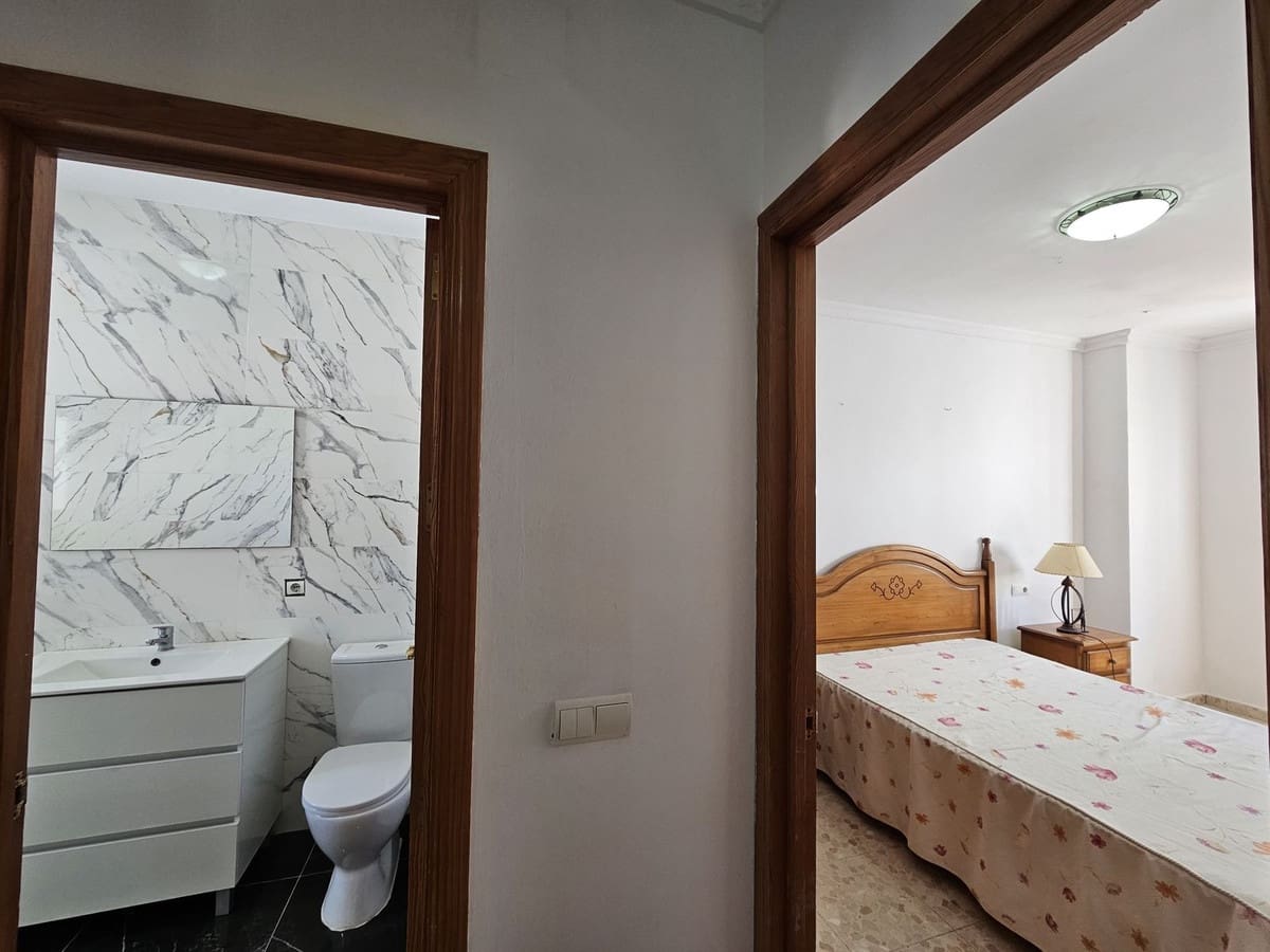 2 bedroom Townhouse for sale in Manilva - € 225,000 (Ref: 9444036)