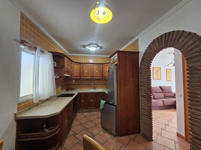 2 sovrum Hus till salu i Manilva - 215 000 € (Ref: 9444036)