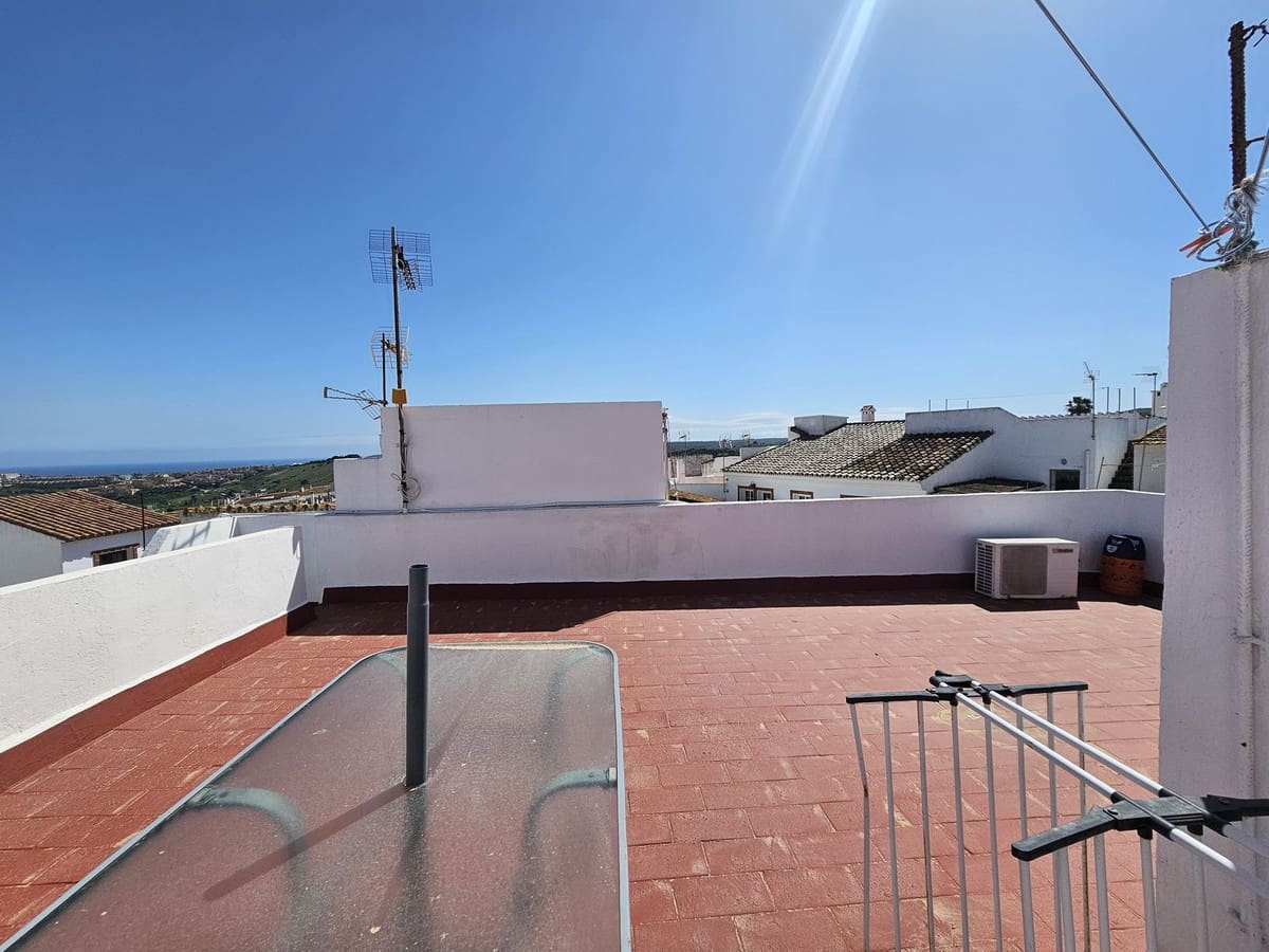 2 soveværelse Byhus til salg i Manilva - € 215.000 (Ref: 9444036)