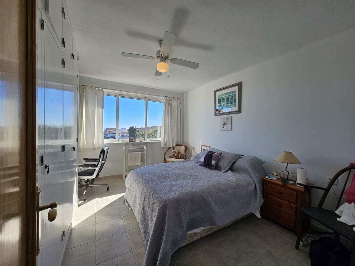 3 bedroom Townhouse for sale in Manilva with pool garage - € 395,000 (Ref: 9495589)