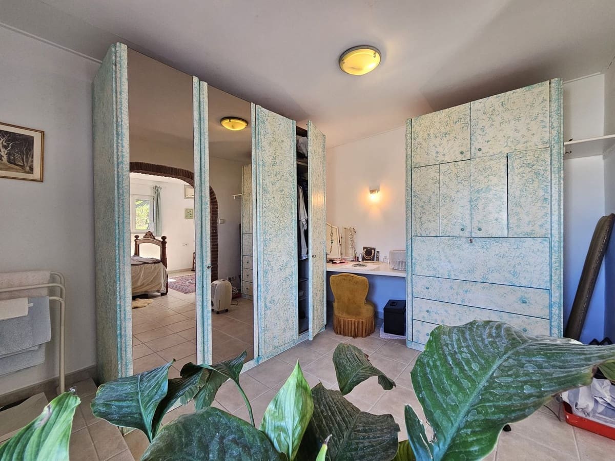 3 bedroom Townhouse for sale in Manilva with pool garage - € 395,000 (Ref: 9495589)