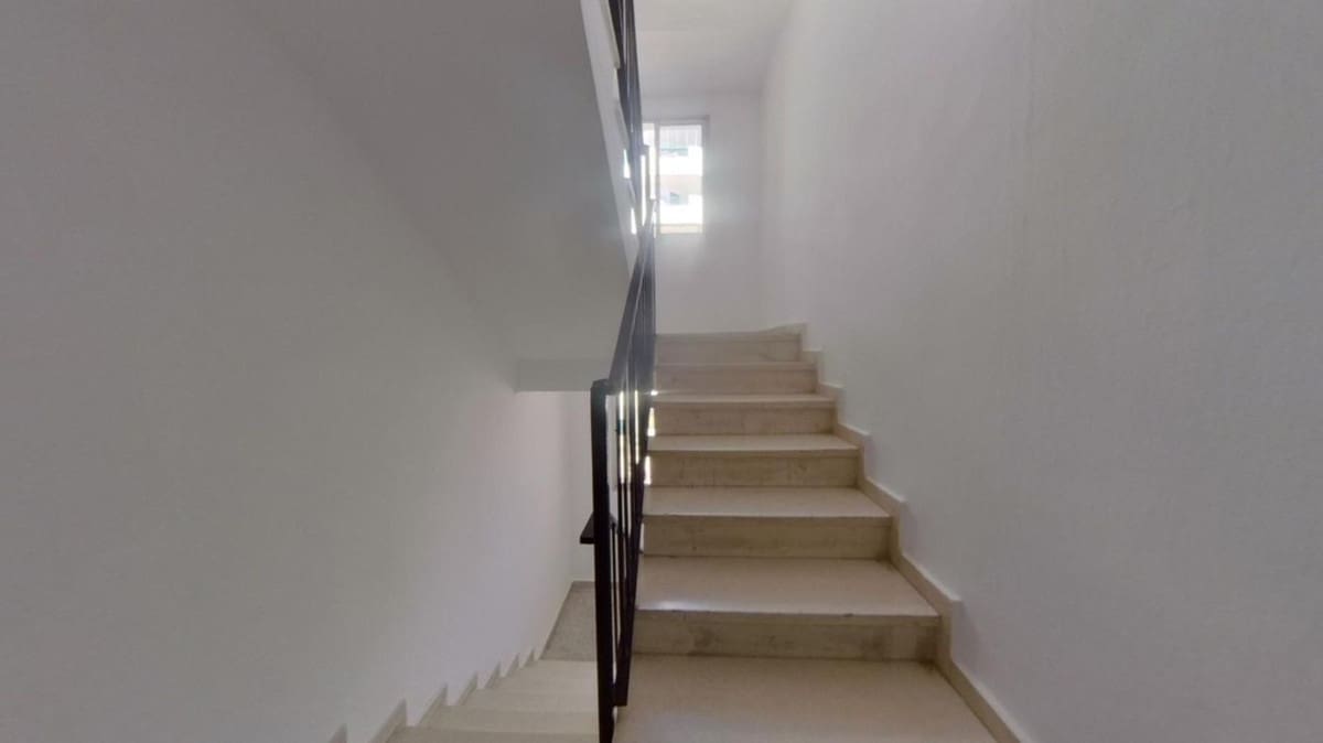 3 sypialnia Apartament na sprzedaż w Estepona - 231 000 € (Ref: 9509423)