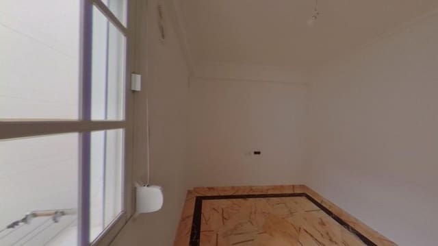 3 soveværelse Lejlighed til salg i Estepona - € 217.400 (Ref: 9509423)