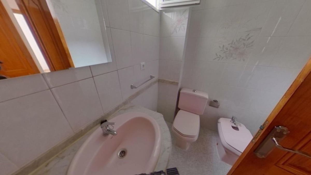 3 soveværelse Lejlighed til salg i Estepona - € 217.400 (Ref: 9509423)