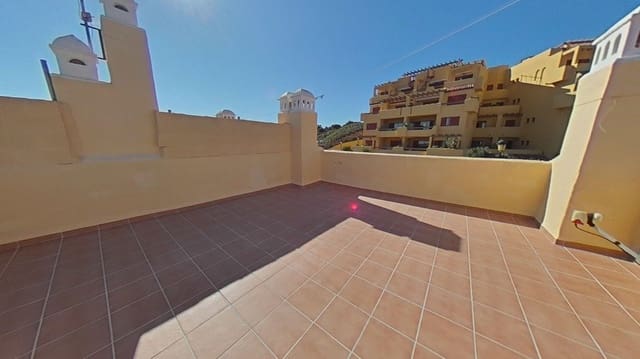 2 soverom Hus til salgs i Manilva med svømmebasseng - € 264 000 (Ref: 9511198)