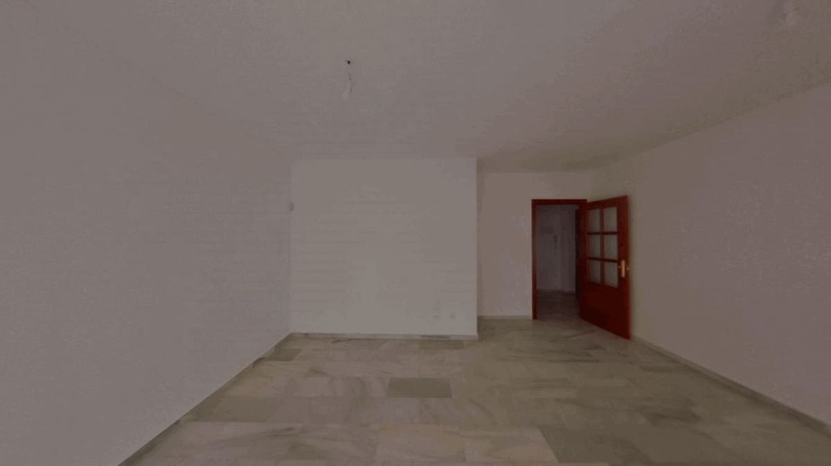 2 sovrum Lägenhet till salu i Estepona - 237 000 € (Ref: 9521914)