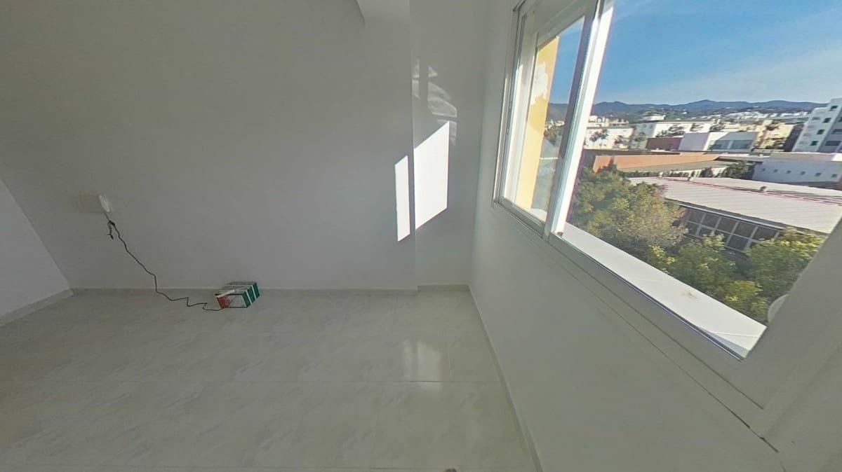 3 sypialnia Apartament na sprzedaż w Estepona - 204 000 € (Ref: 9521915)