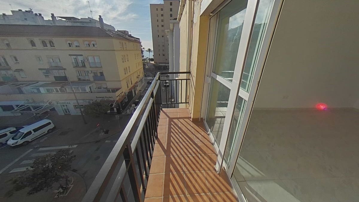 3 sypialnia Apartament na sprzedaż w Estepona - 204 000 € (Ref: 9521915)