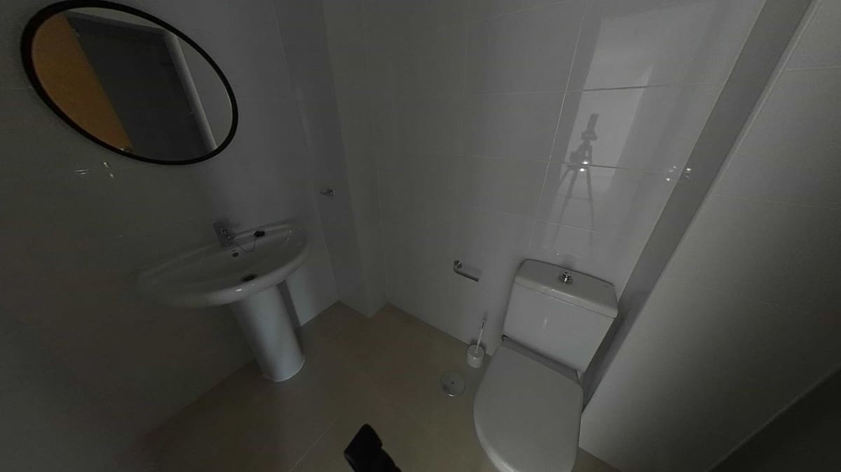 3 bedroom Apartment for sale in Estepona - € 204,000 (Ref: 9521915)