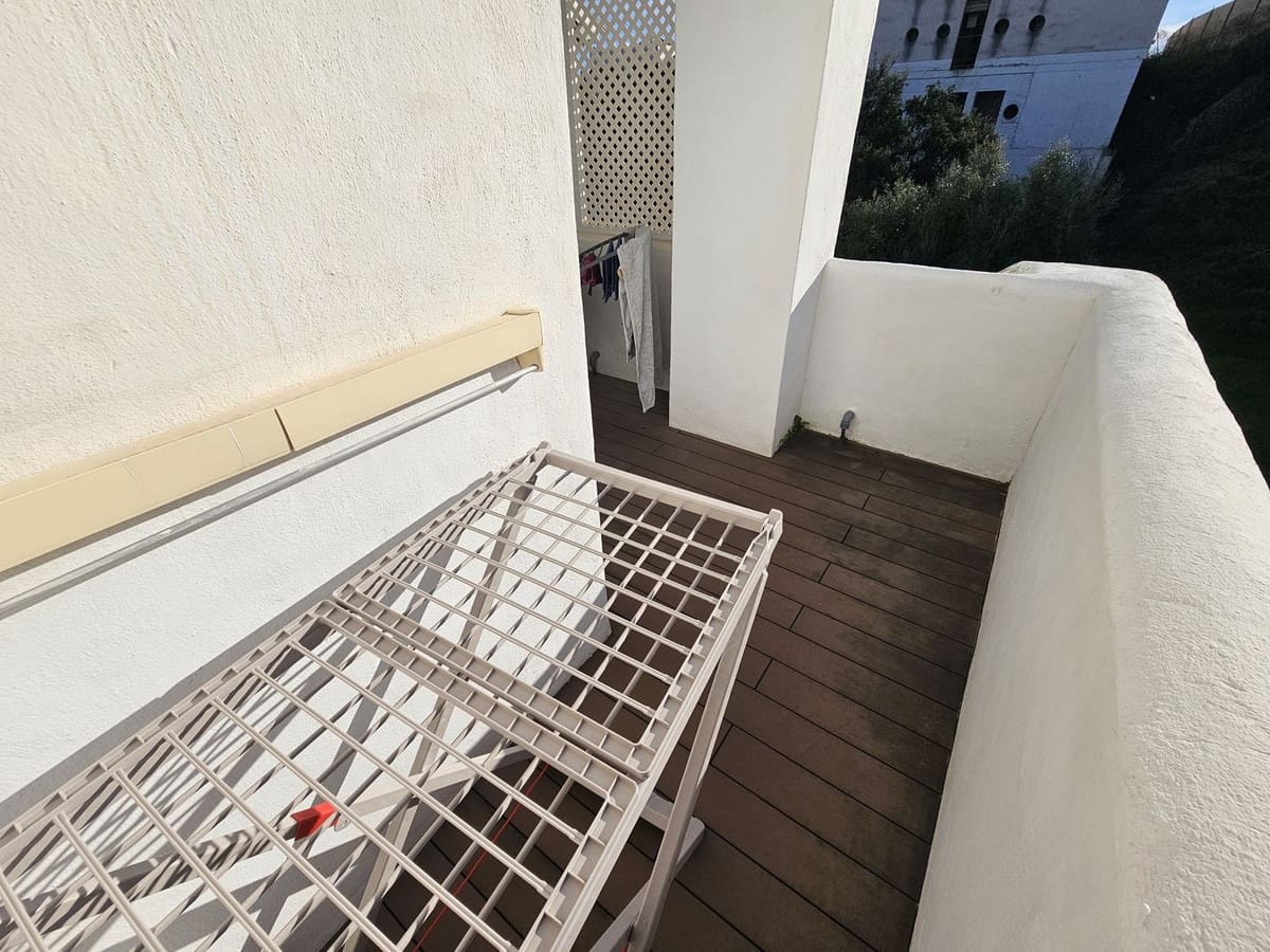 3 slaapkamer Appartement te koop in New Golden Mile met zwembad garage - € 480.000 (Ref: 9532010)