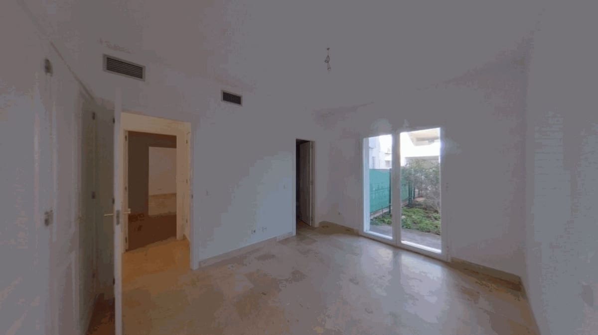 3 makuuhuone Ranta-asunto myytävänä paikassa Estepona mukana uima-altaan - 495 000 € (Ref: 9532520)