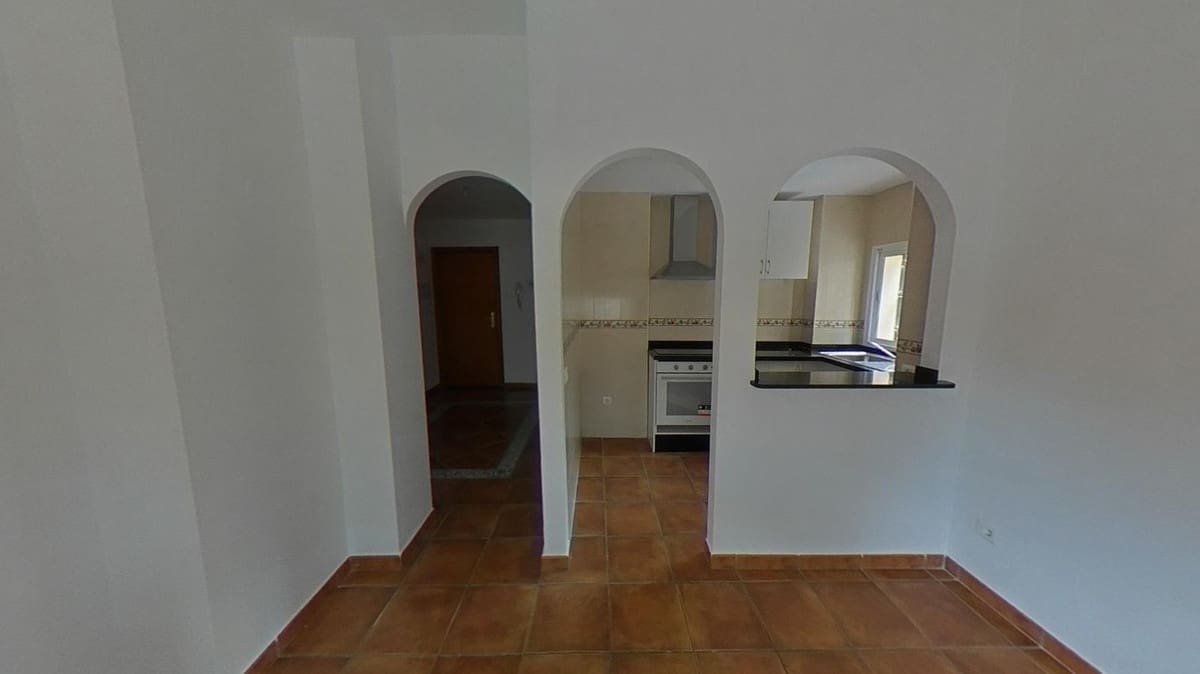 2 soveværelse Lejlighed til salg i Estepona - € 225.500 (Ref: 9532521)