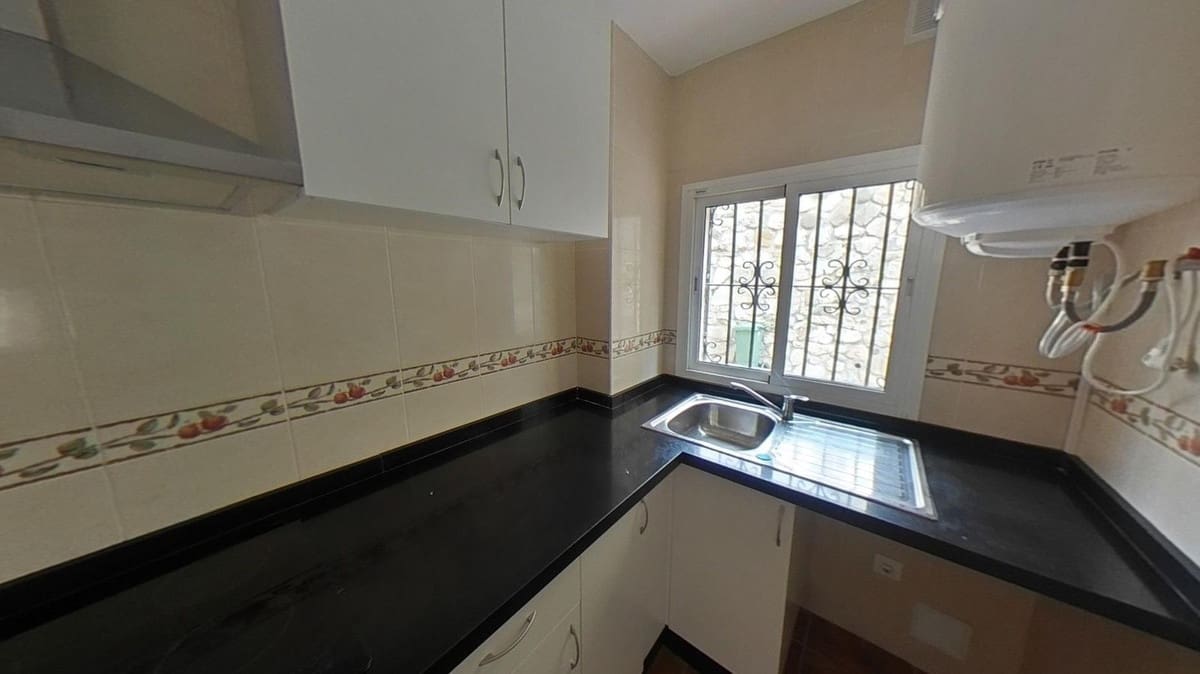 2 soveværelse Lejlighed til salg i Estepona - € 225.500 (Ref: 9532521)