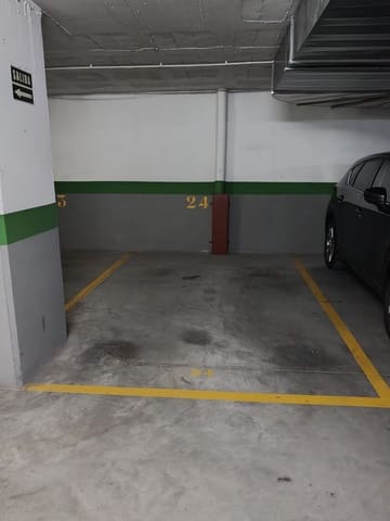 Garage for sale in Estepona - € 40,000 (Ref: 9542082)