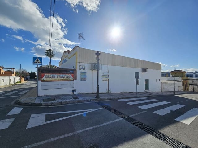 Local Comercial en Estepona en venta - 895.000 € (Ref: 9547150)
