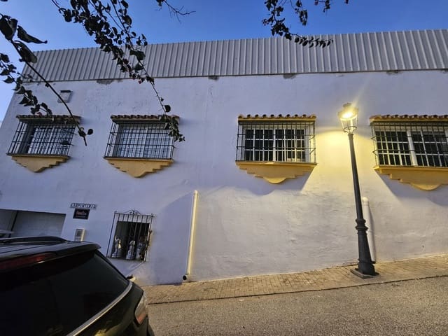 Erhverv til salg i Estepona - € 699.000 (Ref: 9548613)