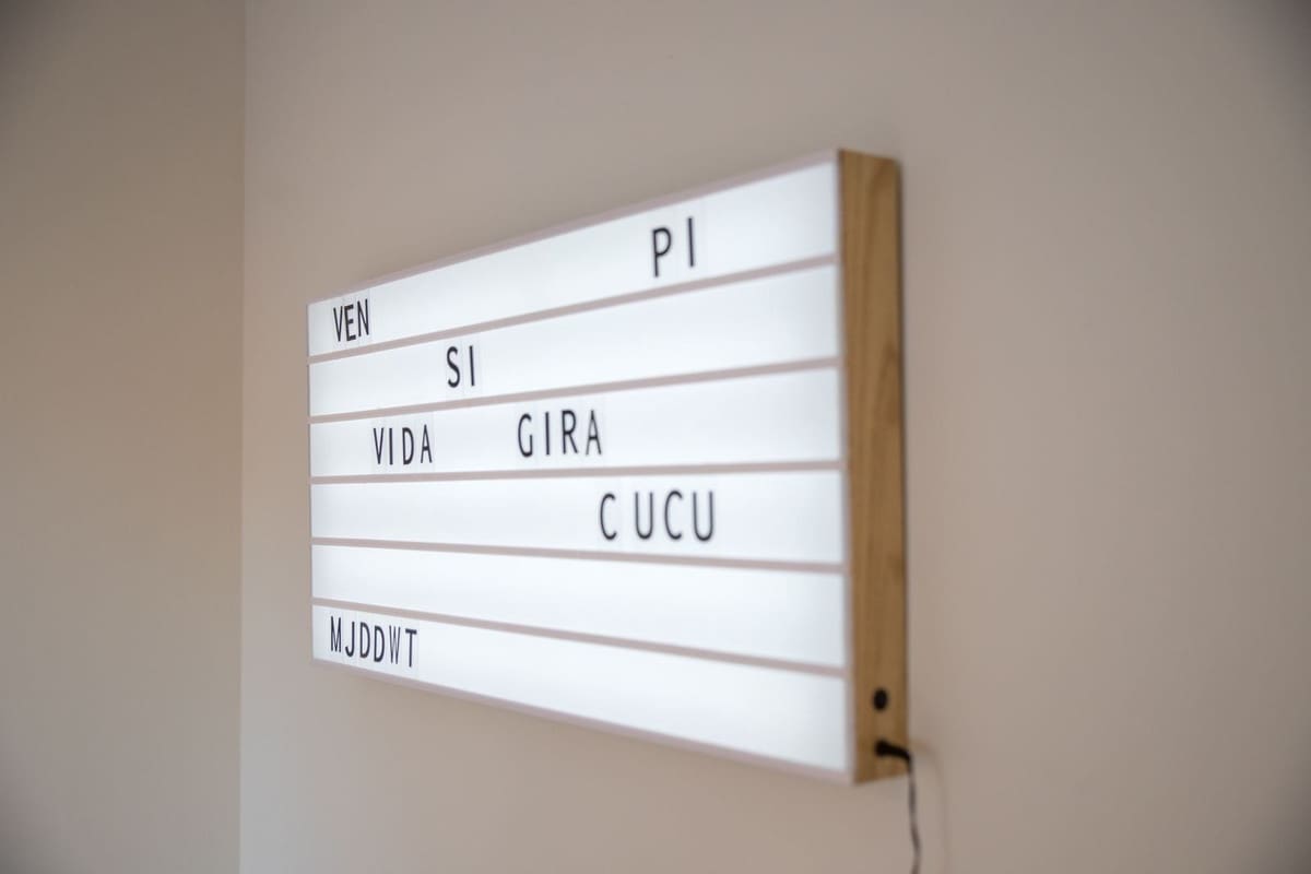 2 sypialnia Apartament na sprzedaż w La Duquesa / Puerto de la Duquesa z basenem garażem - 260 000 € (Ref: 9588355)