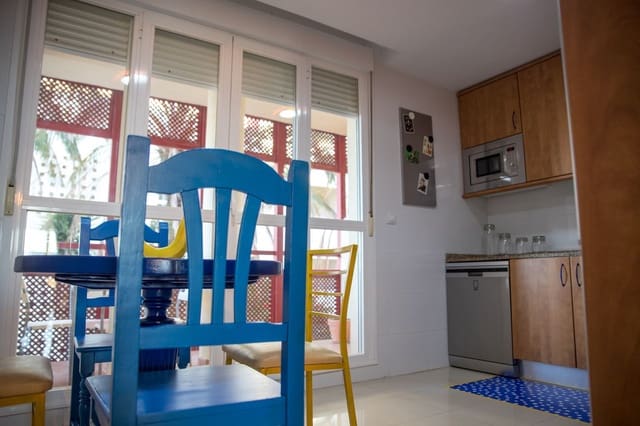 2 sypialnia Apartament na sprzedaż w La Duquesa / Puerto de la Duquesa, Manilva z basenem garażem - 260 000 € (Ref: 9588355)