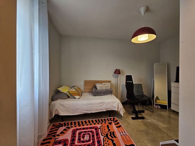 2 bedroom Apartment for sale in La Duquesa / Puerto de la Duquesa, Manilva with pool garage - € 236,500 (Ref: 9588355)