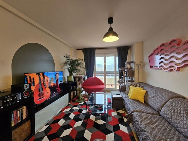 2 bedroom Apartment for sale in La Duquesa / Puerto de la Duquesa, Manilva with pool garage - € 236,500 (Ref: 9588355)