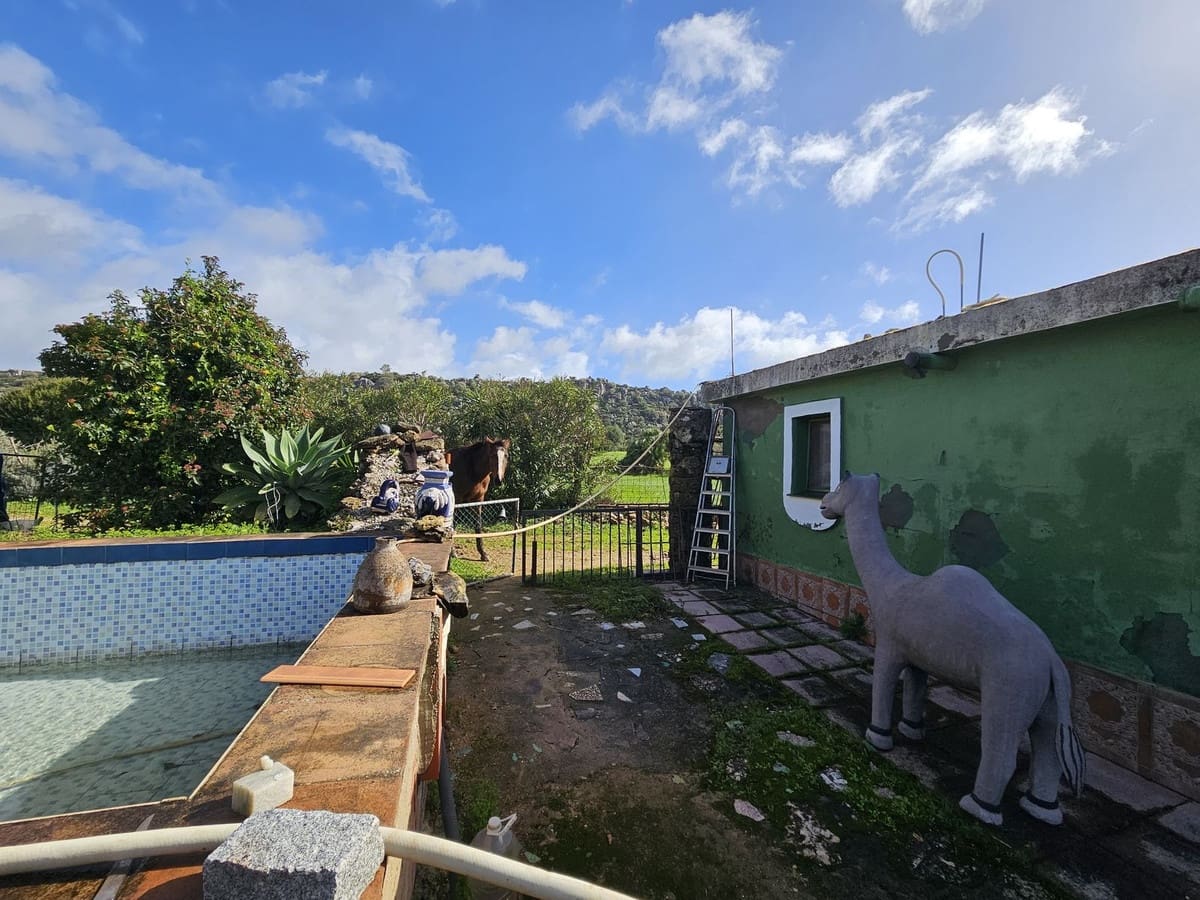 2 soveværelse Finca/Landehus til salg i Casares med swimmingpool - € 325.000 (Ref: 9606423)