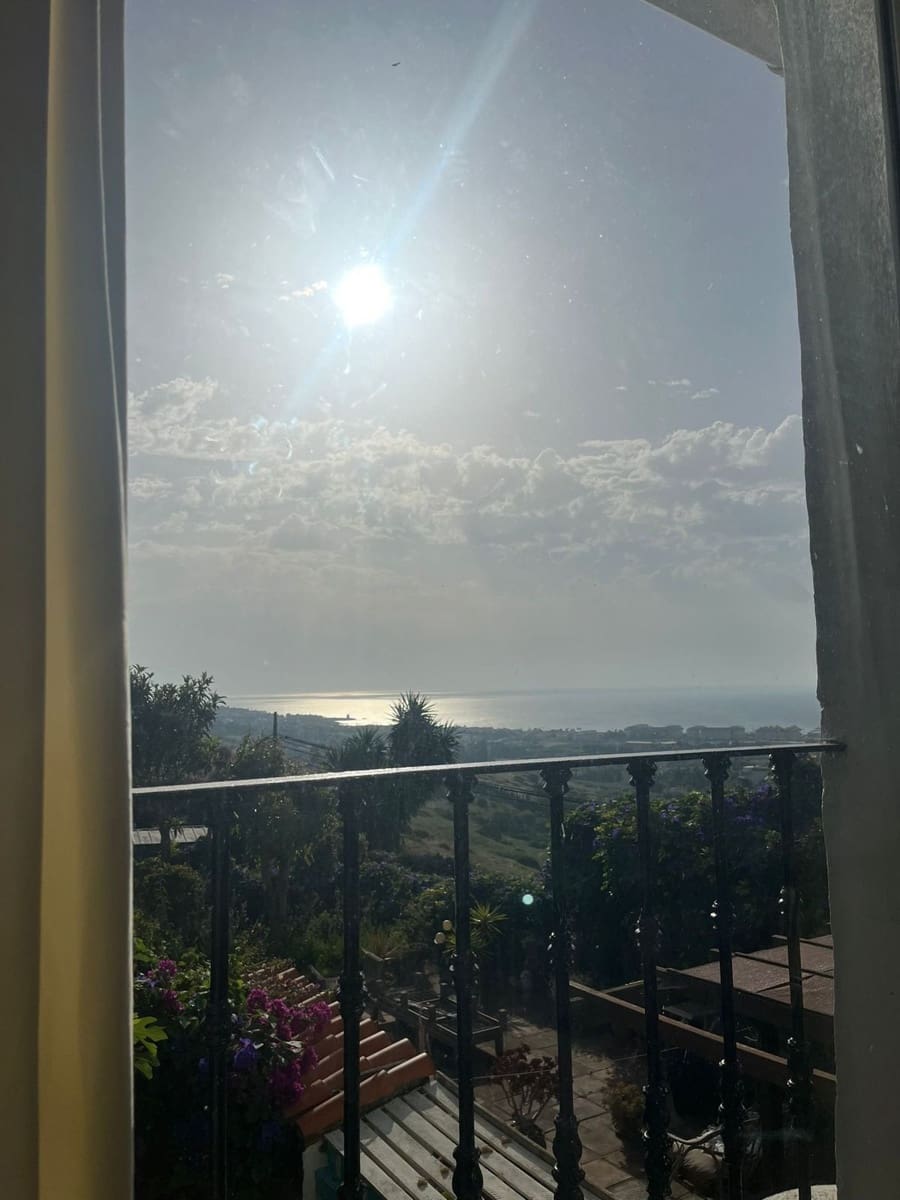 4 soverom Kjedet enebolig til salgs i Manilva - € 345 000 (Ref: 9623000)