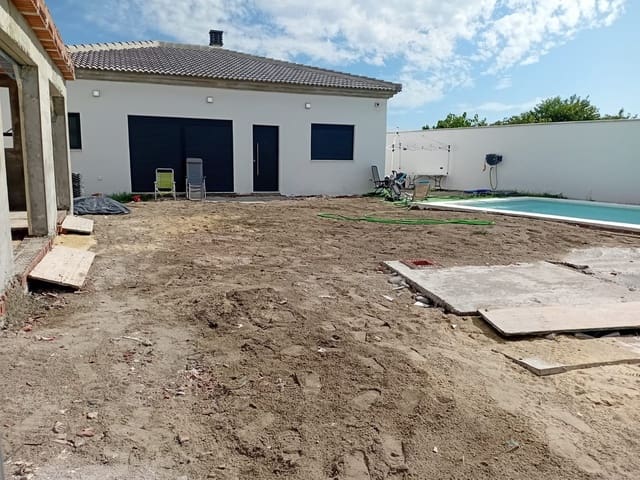 4 camera da letto Villa in vendita in La Línea de la Concepción con piscina - 299.000 € (Rif: 9755094)