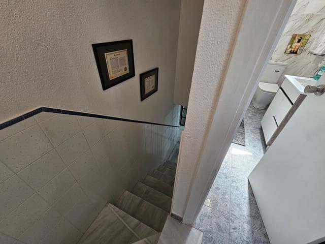 2 soveværelse Byhus til salg i Manilva - € 175.000 (Ref: 9772041)
