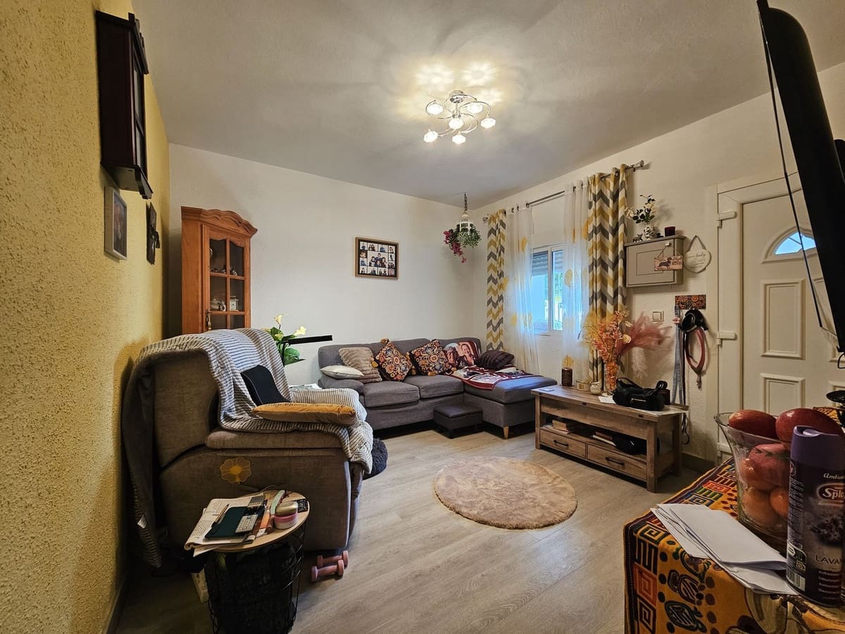 2 soverom Hus til salgs i Manilva - € 170 000 (Ref: 9772041)