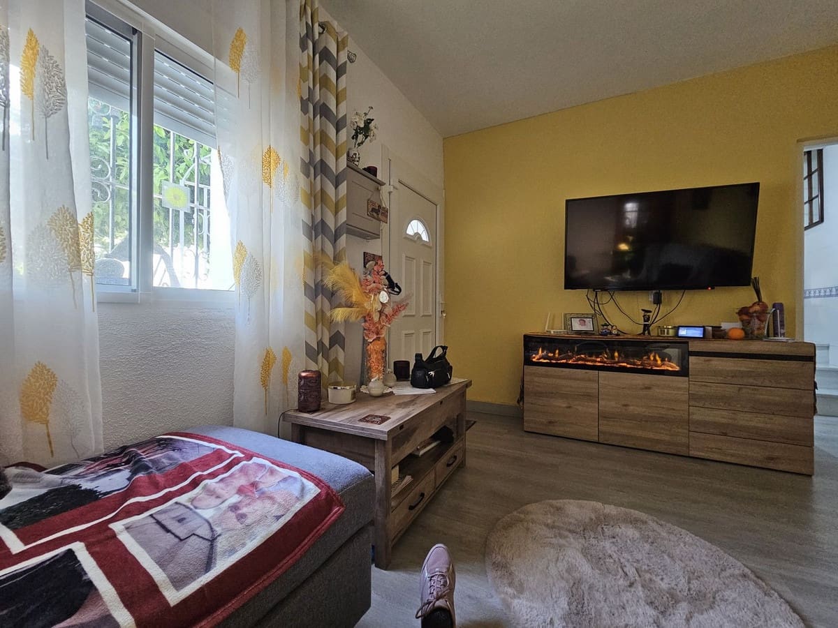 2 soverom Hus til salgs i Manilva - € 170 000 (Ref: 9772041)