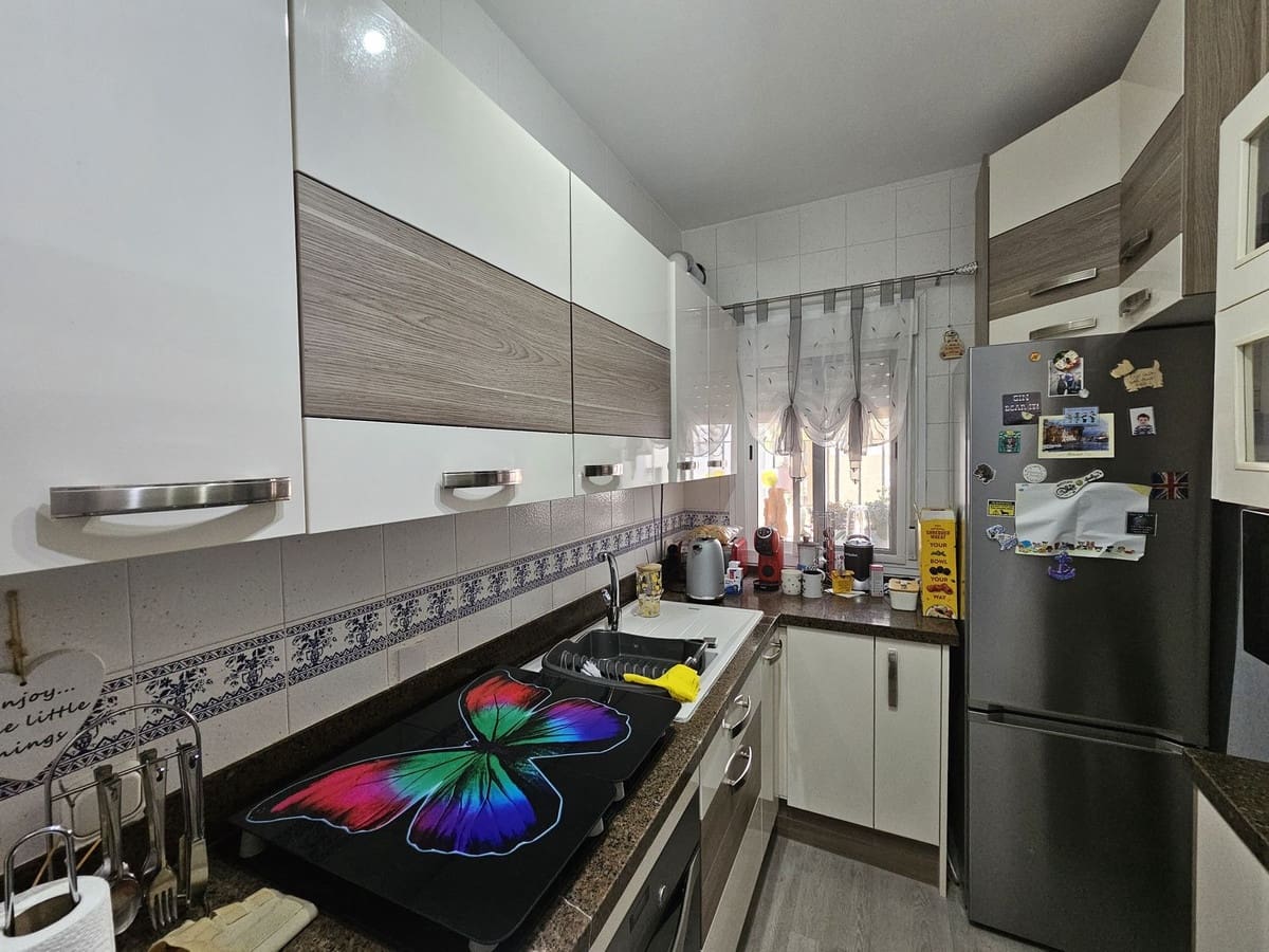 2 soverom Hus til salgs i Manilva - € 170 000 (Ref: 9772041)