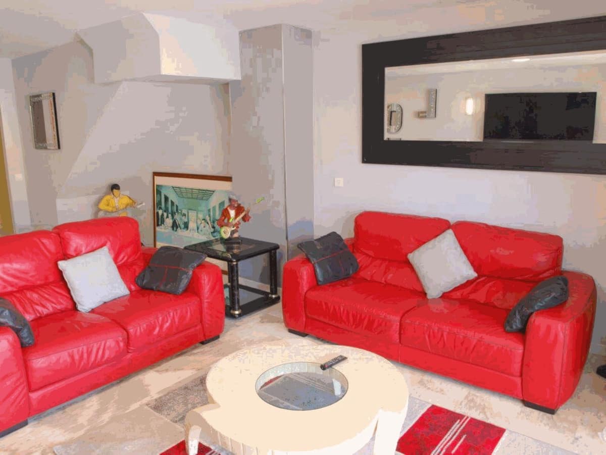 4 Zimmer Haus zu vermieten in Manilva mit Pool Garage - 2.500 € (Ref: 9784915)