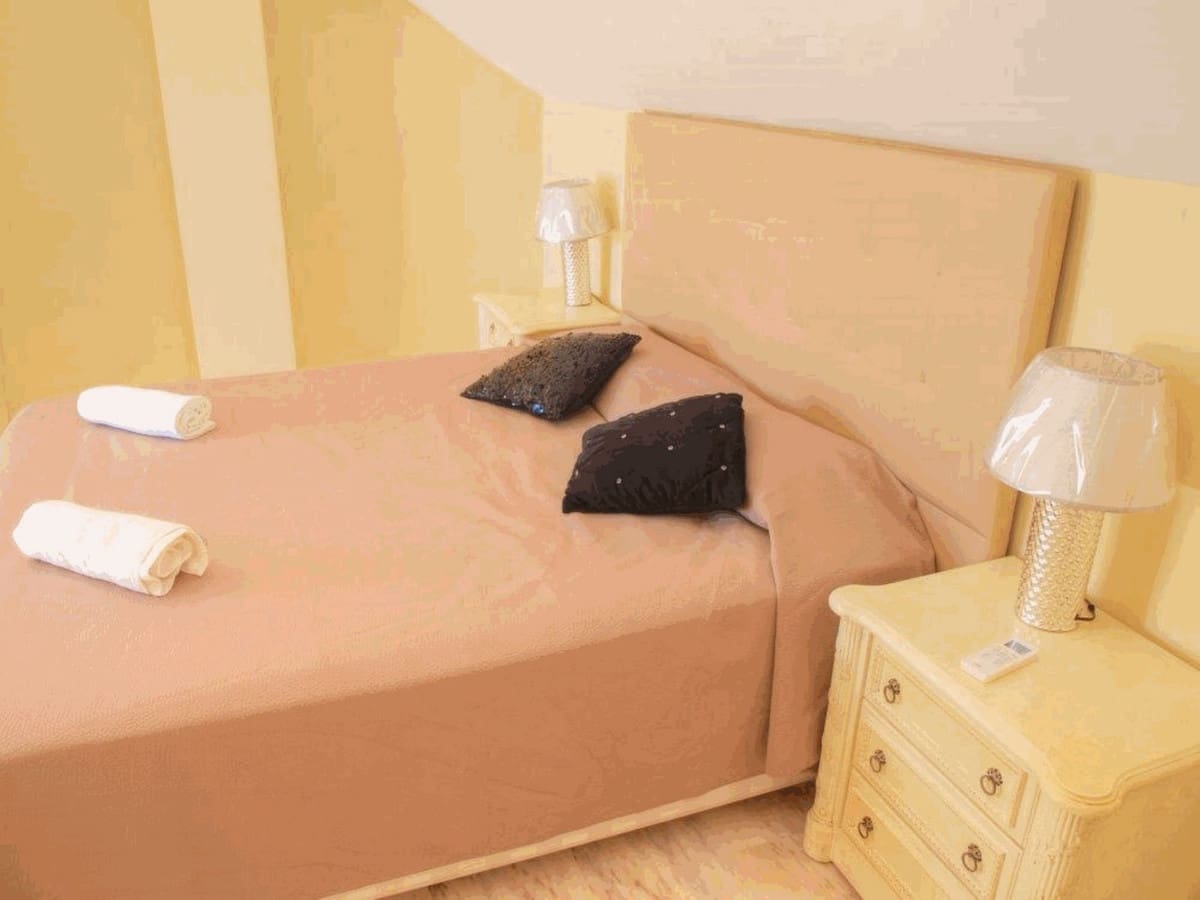 4 Zimmer Haus zu vermieten in Manilva mit Pool Garage - 2.500 € (Ref: 9784915)